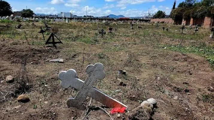 Fosas clandestinas en Guanajuato mantienen desafíos para la búsqueda de desaparecidos y la identificación forense.